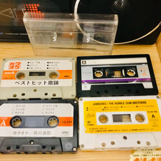 カセットテープ　4本、ラジカセ　CFM-120TVご購入の方に‼️‼️