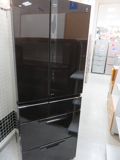 取りに来れる方限定！2013年製 SHARPの6ドア冷蔵庫です！