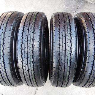 195/80Ｒ15　4本セット　ほぼ未使用！　ダンロップ　ハイエース、キャラバン