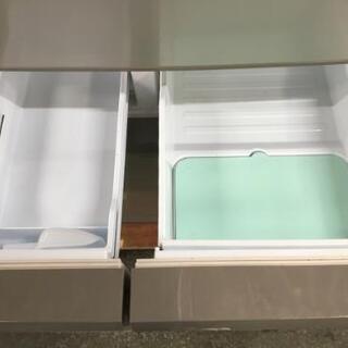 TOSHIBA 東芝 ノンフロン6ドア冷凍冷蔵庫 シルバー GR-E55F(NU)  548L  2012年製 TOSHIBA 東芝 ノンフロン6ドア冷凍冷蔵庫 シルバー GR-E55F(NU) 548L