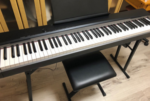 鍵盤楽器、ピアノ casio privia px-130