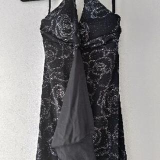 黒い花柄ロングキャバドレス