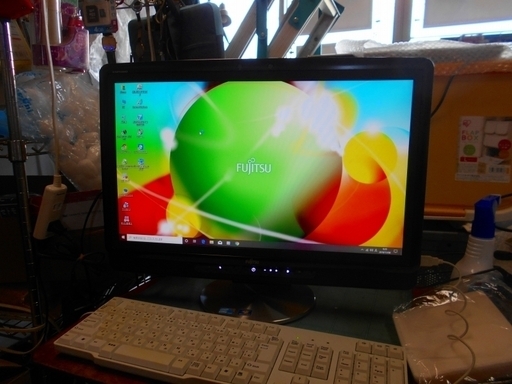 デスクトップパソコン Fujitsu Esprimo FH550/AMF