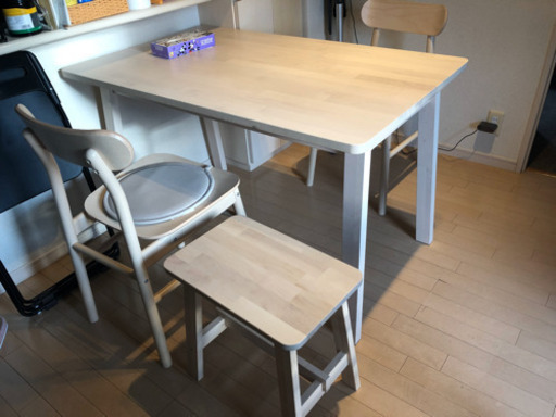 IKEA ダイニングテーブル&チェア（4脚）セット (Yoyo) 仙台の 