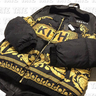正規品 KITH × VERSACE キス ヴェルサーチ リバーシブルダウン
