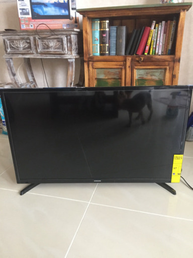 新品 未使用品 SAMSUNG テレビ