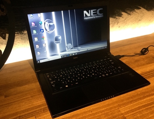 店頭にて売却済み、ありがとうございました。【一宮でWindows10搭載機を買うなら！！高解像度液晶！超薄型 軽量 2015年製 人気のＮＥＣ 第4世代 i5 ノートPC】一宮市にパソコンさぽーとMr.Carnival（ミスカニ）です！PC修理・販売、iPhone\u0026iPad修理店【PayPay\u0026メルペイ使えます！】店頭在庫PCのご紹介です！受け渡しは店舗にて(^^)/【訳アリ 人気のVersaPro！RAM4GB/新品SSD120GB】