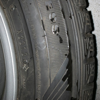 スタッドレスタイヤホイールセット バリ山