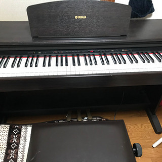 電子ピアノ　YAMAHA YDP-121