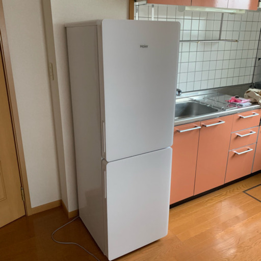 18年製 冷蔵庫