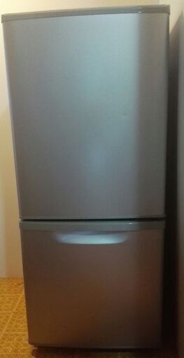 パナソニック 2ドア冷蔵庫 138L NR-B144W-S 2012年製 右開き シルバー 配送無料