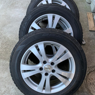 値引き！ 215 60 Ｒ17 ヴェルファイア他 スタッドレスタイヤ