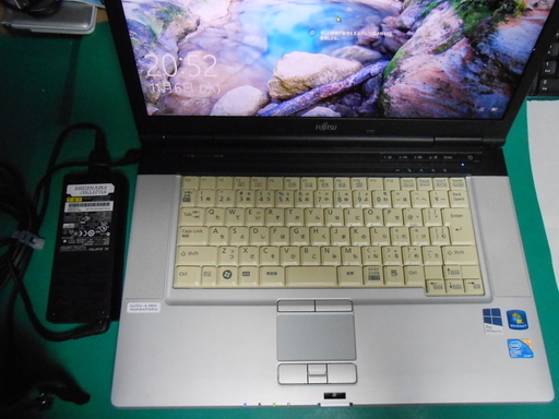 超お買い得　新品SSD  Fujitsu FMV LIFEBOOK  E780/B 中古ノートPC