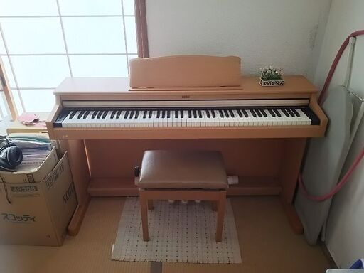 電子ピアノ