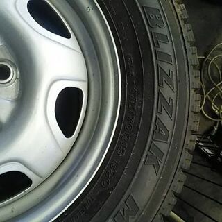 BRIDGESTONE・BLIZZAK175/70R13ホイール付きスタッドレスタイヤ4本セット