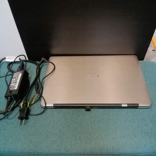 acer　ノートパソコン win7　お絵かきソフト付