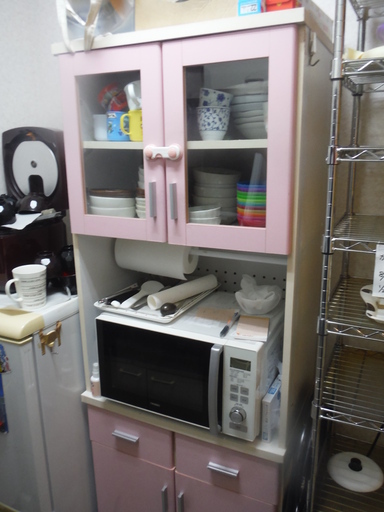 無料にします 食器棚ピンク幅60 奥行39 高さ180 しんいち 富沢の収納家具 食器棚 キッチン収納 の中古あげます 譲ります ジモティーで不用品の処分 無料にします 食器棚ピンク幅60 奥行39 高さ180 しんいち 富沢の収納家具 食器棚 キッチン収納 の中古あげます 譲ります ジモティーで不用品の処分