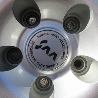 希少サイズ スタッドレスタイヤ 235/45R17 4本 引取り限定！