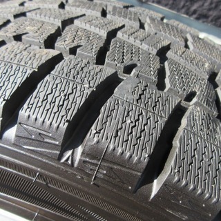希少サイズ スタッドレスタイヤ 235/45R17 4本 引取り限定！