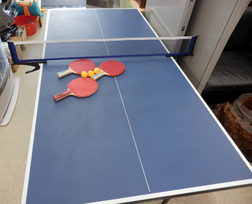 PayPay対応 卓球台 ラケットボールセット 家庭用 1800×900㎜ X-TEAM SPORTS 組立式 折り畳み 壁打ち 札幌市西区西野 PayPay対応 卓球台 ラケットボールセット 家庭用 1800×900㎜ X-TEAM