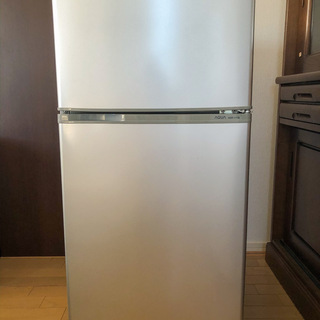 【無料】2013年製冷蔵庫 AQR-111B