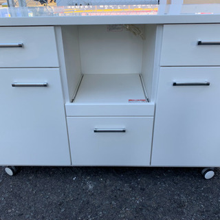 ☆白家具 キャビネット キャスター付き キッチン収納☆の画像
