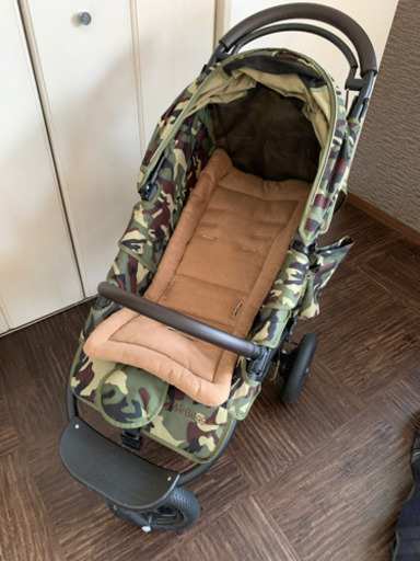 エアバギー　ベビーカー　迷彩　カモフラージュ　美品