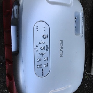 エプソン家庭用プロジェクター