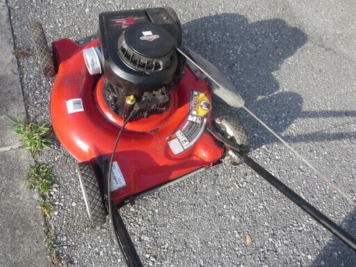 アメリカ製芝刈り機4.5馬力サイド排出！夜8時半まで営業中！