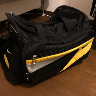 ナイキNIKE ゴルフアイアンセット　ゴルフバッグ　ボストンバッグ付き