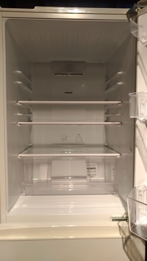 アクア／AQUA☆ノンフロン冷凍冷蔵庫☆AQR-18D☆2015年製 - キッチン家電