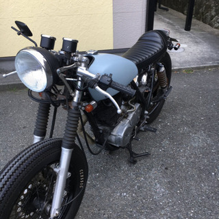 SR400  世田谷ベースカラー cafe custom 車検令和2年10月迄 SR400 世田谷ベースカラー cafe custom 車検令和2年10月迄 【公式通販】