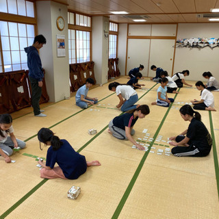 品川区で小倉百人一首を用いた、競技かるたの練習をしています