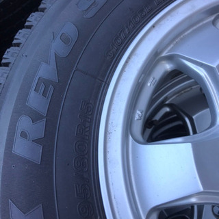 格安ハイエース用アルミホイール付きスタッドレスタイヤ　195/80/15★取り付け無料★