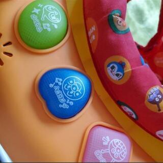 折り畳みできる アンパンマン ジャンパー