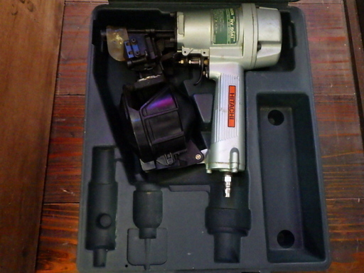 【中古ランクB】日立工機 ロール釘打機 NV50A1（0-20）