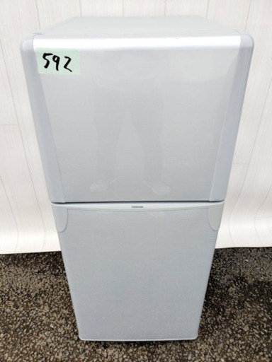 592番 TOSHIBA✨ノンフロン冷凍冷蔵庫❄️YR-12T‼️