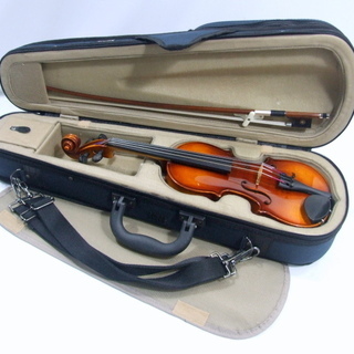 メンテ済 スズキバイオリン No240 分数 1/8 幼児用 1975年 未使用弓 アジャスター内臓テールピース 状態良い ナイロン弦み 鈴木バイオリンケース ナイロン弦搭載 中古バイオリン 愛知県清須市 手渡し 全国発送対応 メンテ済 スズキバイオリン No240 分数 1/8 幼児用 1975年 未使用弓