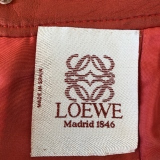 値引！LOEWE最高峰レザースカート朱色