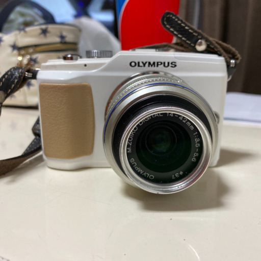 OLYMPUS ミラーレス一眼