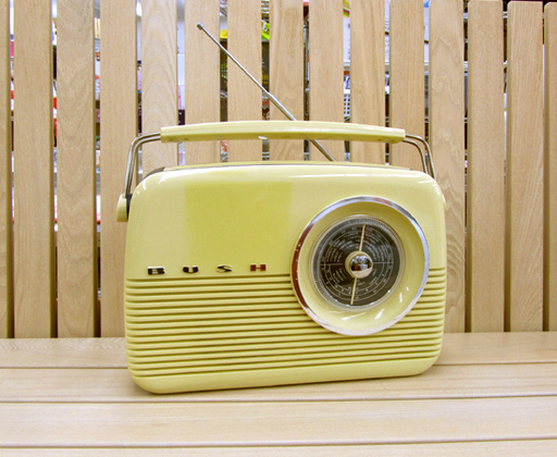 BUSHラジオ TR82 復刻版モデル Bush ラジオ Bush DAC90A Vintage Valve