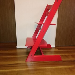 受付終了】ストッケ トリップトラップ (レッド)【お引き取りのみ