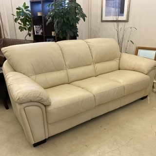 IDC大塚家具 ソファ 3人掛け 本革 オフホワイト 高級家具 中古品
