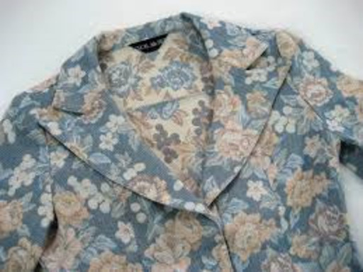 Cecil Mcbee セシルマクビーゴブラン織り花柄スーツ日本製レディースライトブルー系 C 浜松 のスーツ レディース の中古 古着あげます 譲ります ジモティーで不用品の処分