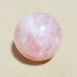 パワーストーン クリスタル ピンク 水晶玉 天然石　丸玉