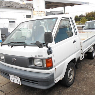 中古車 H12年式 トヨタ 豊田 TOYOTA ライトエーストラ...