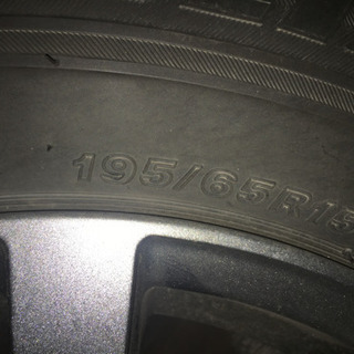 【ご相談中】スタッドレスタイヤ4本 ホイール付 ※プリウスで使用