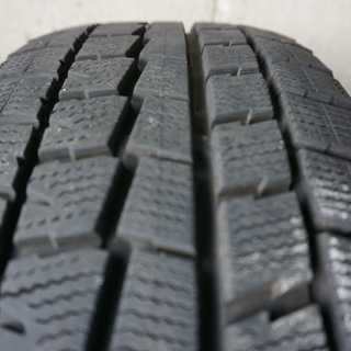 ルノーカングー 純正 ホイール と スタッドレスタイヤ 4本セット