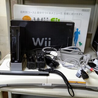 Wii本体 + Wiiバランスボード