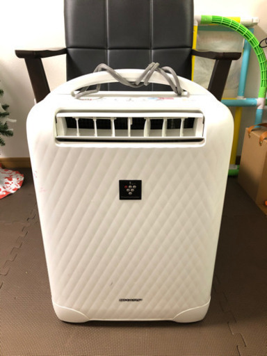 良品！衣類乾燥·除湿機★CV-Z100-W(お取引先確定してます)